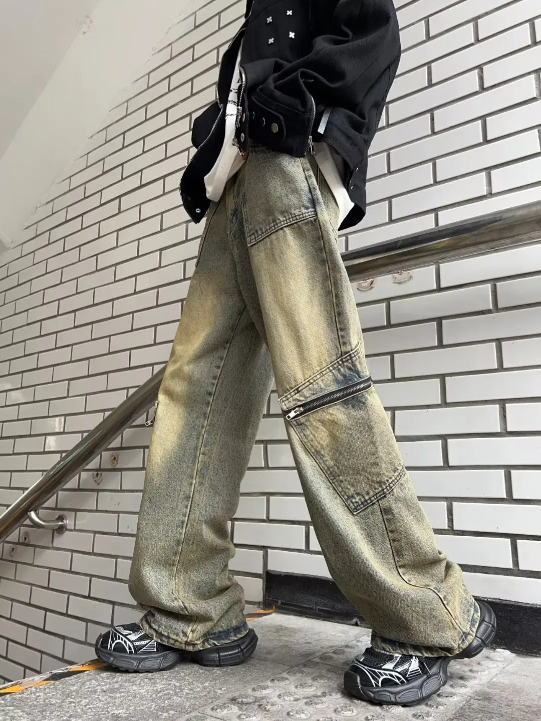 LOFTALIA CARGO PANTS